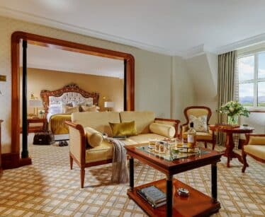 Killarney Plaza Suite